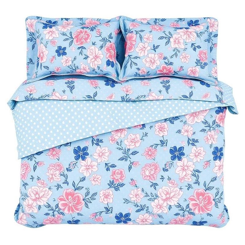 Customized photo-print bedcover